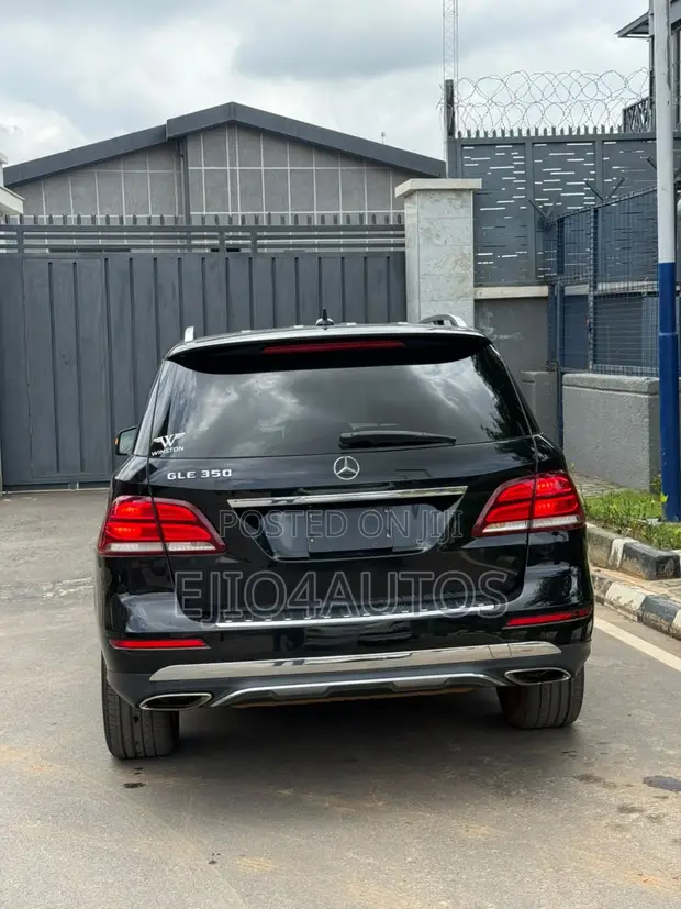 Mercedes-Benz GLE-Class GLE 350 2017 Black - Image 4