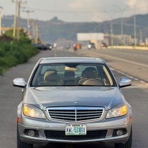 EXTREMELY CLEAN MERCEDES BENZ C300 2008 MODEL