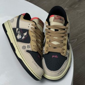 Nike SB Dunk Low - Beige Black Stussy